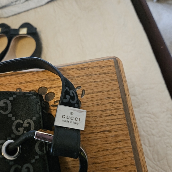 Gucci Leather Handbag - Picture 5 of 8